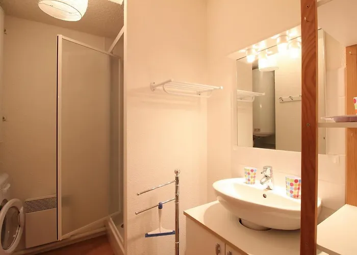 Appartement T3 Avec Terrasse, 2 Parkings, Au Mont-dore - Fr-1-608-235 Le Mont-Dore