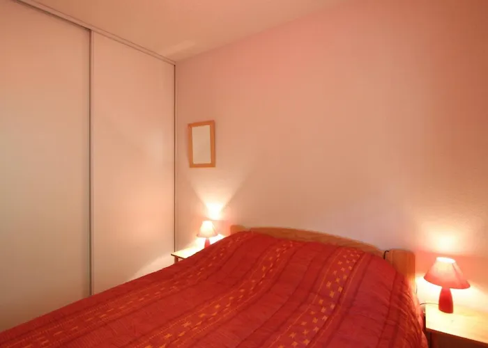 T3 Avec Terrasse, 2 Parkings, Au Mont-dore - Fr-1-608-235 *