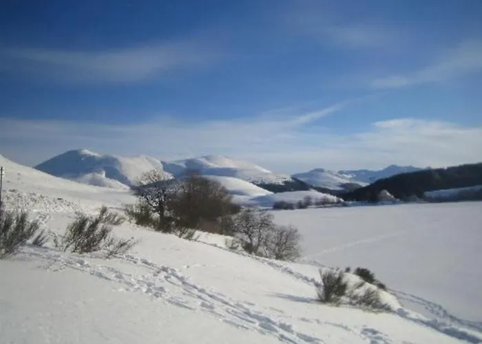 T3 Avec Terrasse, 2 Parkings, Au Mont-dore - Fr-1-608-235 Appartement